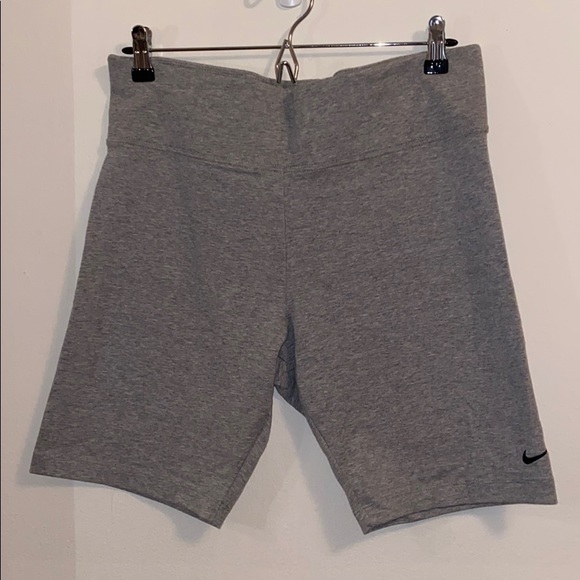 Nike | Shorts | Nike Legasee Bike 